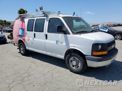 Czwarte zdjęcie samochodu z boku: 2014 CHEVROLET EXPRESS G2500 VIN:1GCWGFCAXE1914125 - miniatura