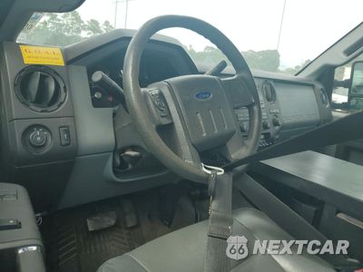 Zdjęcie 8 z 13 samochodu: 2013 FORD F250 SUPER DUTY VIN:1FTBF2B60DEB31085 - miniatura