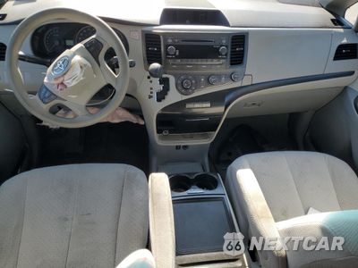 Zdjęcie 8 z 14 samochodu: 2012 TOYOTA SIENNA LE VIN:5TDKK3DC9CS279054 - miniatura