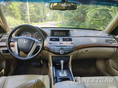 Zdjęcie 9 z 11 samochodu: 2009 HONDA ACCORD EXL VIN:1HGCP26849A196146 - miniatura