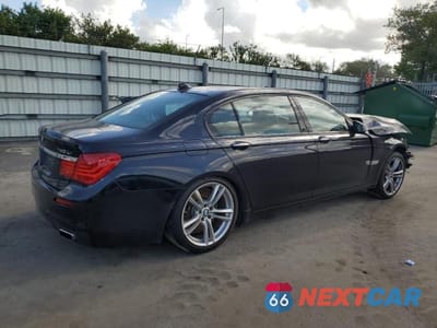 Trzecie zdjęcie samochodu z tyłu: 2012 BMW 750 LI VIN:WBAKB8C5XCDX20585 - miniatura