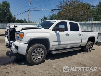 2019 GMC SIERRA K2500 DENALI 1GT12SEY1KF120804 - główne zdjęcie licytacji z USA - miniatura