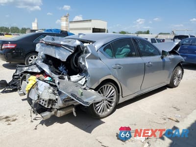 Trzecie zdjęcie samochodu z tyłu: 2023 LEXUS IS 300 VIN:JTHD81F28P5050763 - miniatura