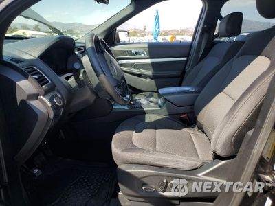 Zdjęcie 7 z 16 samochodu: 2017 FORD EXPLORER XLT VIN:1FM5K7D82HGC47799 - miniatura