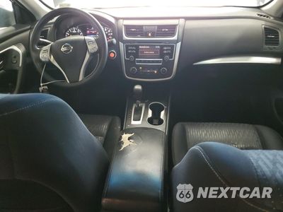 Zdjęcie 8 z 14 samochodu: 2016 NISSAN ALTIMA 2.5 VIN:1N4AL3AP9GN377275 - miniatura