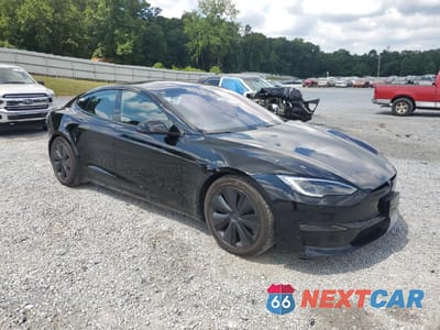 Czwarte zdjęcie samochodu z boku: 2023 TESLA MODEL S VIN:5YJSA1E53PF522648 - miniatura