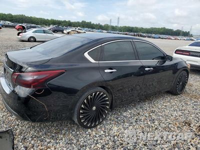 Trzecie zdjęcie samochodu z tyłu: 2018 NISSAN ALTIMA 2.5 VIN:1N4AL3AP2JC183884 - miniatura