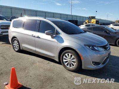 Czwarte zdjęcie samochodu z boku: 2018 CHRYSLER PACIFICA TOURING L VIN:2C4RC1BG4JR295254 - miniatura