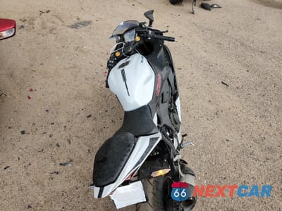 Zdjęcie 6 z 10 samochodu: 2025 KAWASAKI ZX400 S VIN:ML5ZXCS18SDA39311 - miniatura