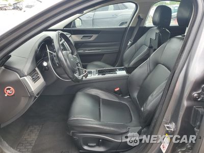 Zdjęcie 7 z 12 samochodu: 2016 JAGUAR XF PREMIUM VIN:SAJBD4BV8GCY10046 - miniatura