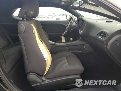 Zdjęcie 10 z 13 samochodu: 2019 DODGE CHALLENGER SXT VIN:2C3CDZAG6KH746618 - miniatura