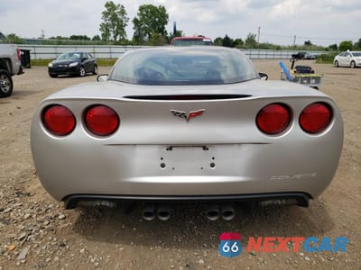 Zdjęcie 6 z 14 samochodu: 2005 CHEVROLET CORVETTE VIN:1G1YY24U955131029 - miniatura