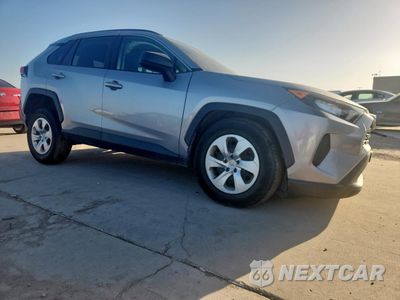 Czwarte zdjęcie samochodu z boku: 2021 TOYOTA RAV4 LE VIN:2T3H1RFV9MC125797 - miniatura