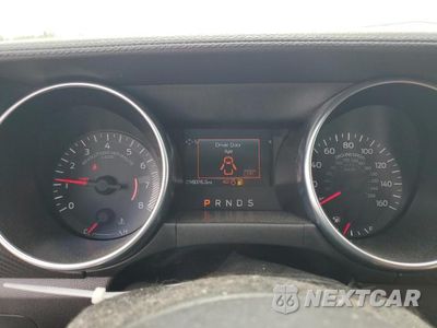 Zdjęcie 9 z 13 samochodu: 2022 FORD MUSTANG VIN:1FA6P8TH6N5144061 - miniatura