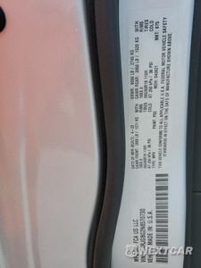 Zdjęcie 13 z 15 samochodu: 2022 JEEP GRAND CHEROKEE LIMITED VIN:1C4RJGBG2N8570730 - miniatura