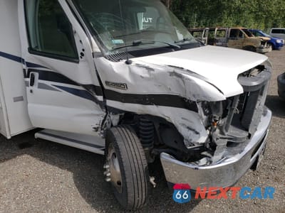Zdjęcie 9 z 11 samochodu: 2019 FORD ECONOLINE E450 SUPER DUTY CUTAWAY VAN VIN:1FDXE4FS9KDC47153 - miniatura