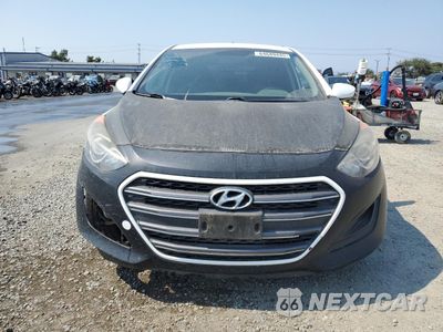 Piąte zdjęcie samochodu w środku: 2017 HYUNDAI ELANTRA GT VIN:KMHD35LH9HU384335 - miniatura