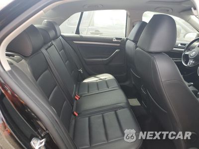 Zdjęcie 10 z 12 samochodu: 2010 VOLKSWAGEN JETTA SE VIN:3VWRZ7AJ2AM115983 - miniatura