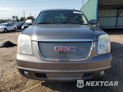 Piąte zdjęcie samochodu w środku: 2011 GMC YUKON DENALI VIN:1GKS2EEF5BR267912 - miniatura