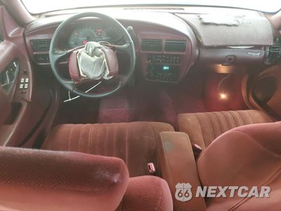 Zdjęcie 8 z 14 samochodu: 1996 BUICK REGAL CUSTOM VIN:2G4WB52K8T1483371 - miniatura
