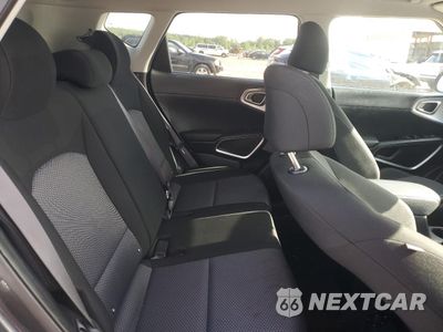 Zdjęcie 11 z 15 samochodu: 2023 KIA SOUL LX VIN:KNDJ23AU0P7881351 - miniatura