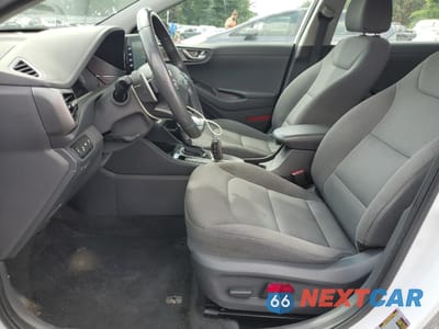 Zdjęcie 7 z 16 samochodu: 2020 HYUNDAI IONIQ SEL VIN:KMHC85LC2LU212318 - miniatura