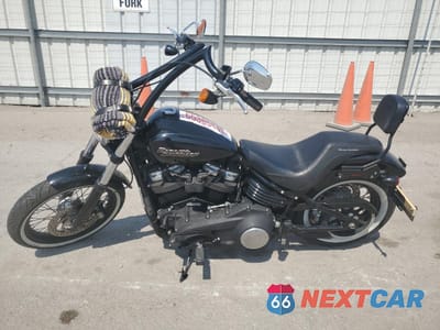 Trzecie zdjęcie samochodu z tyłu: 2020 HARLEY-DAVIDSON FXBB VIN:1HD1YJJ23LB027896 - miniatura