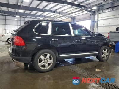 Trzecie zdjęcie samochodu z tyłu: 2004 PORSCHE CAYENNE S VIN:WP1AB29P64LA76724 - miniatura