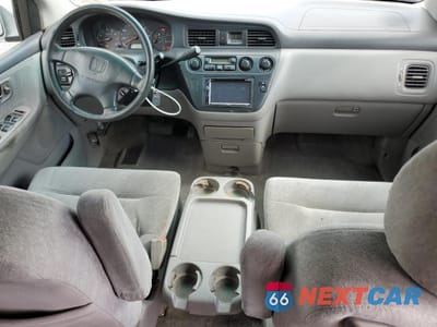 Zdjęcie 8 z 15 samochodu: 2001 HONDA ODYSSEY EX VIN:2HKRL18661H601091 - miniatura