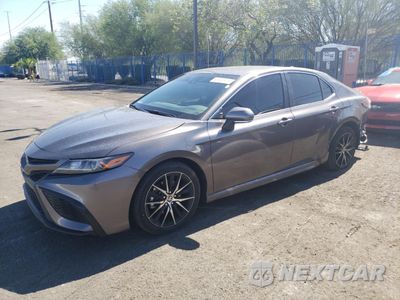 2024 TOYOTA CAMRY SE NIGHT SHADE 4T1G11AK7RU850307 - główne zdjęcie licytacji z USA - miniatura