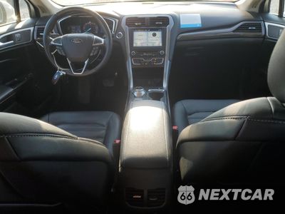 Zdjęcie 8 z 13 samochodu: 2017 FORD FUSION SE HYBRID VIN:3FA6P0LU3HR400737 - miniatura