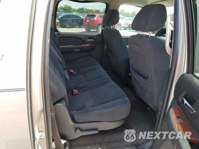 Zdjęcie 11 z 13 samochodu: 2007 CHEVROLET SUBURBAN C1500 VIN:3GNFC16JX7G132980 - miniatura