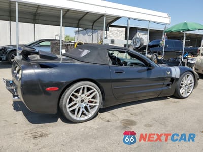 Trzecie zdjęcie samochodu z tyłu: 2002 CHEVROLET CORVETTE VIN:1G1YY32GX25126727 - miniatura