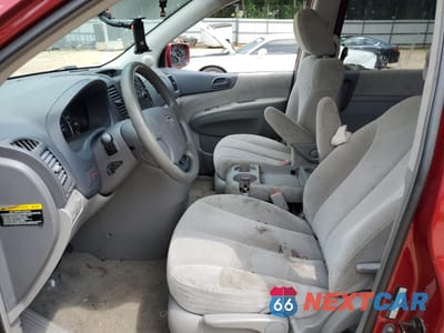 Zdjęcie 7 z 14 samochodu: 2006 KIA SEDONA EX VIN:KNDMB233066065949 - miniatura