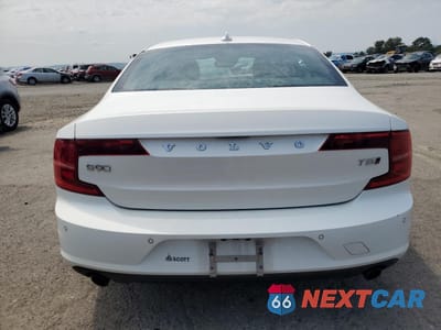 Zdjęcie 6 z 15 samochodu: 2018 VOLVO S90 T5 MOMENTUM VIN:LVY982MK9JP018019 - miniatura