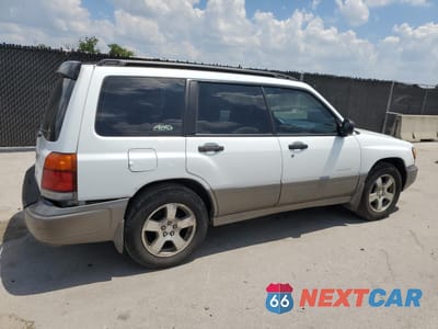 Trzecie zdjęcie samochodu z tyłu: 1999 SUBARU FORESTER S VIN:JF1SF6553XH709991 - miniatura