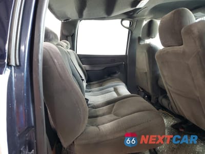 Zdjęcie 10 z 12 samochodu: 2006 CHEVROLET SILVERADO K3500 VIN:1GCHK33U46F253700 - miniatura