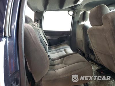 Zdjęcie 10 z 12 samochodu: 2006 CHEVROLET SILVERADO K3500 VIN:1GCHK33U46F253700 - miniatura
