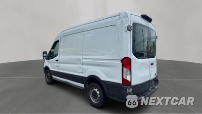 Trzecie zdjęcie samochodu z tyłu: 2018 FORD TRANSIT T-150 VIN:1FTYE1CM3JKB27114 - miniatura