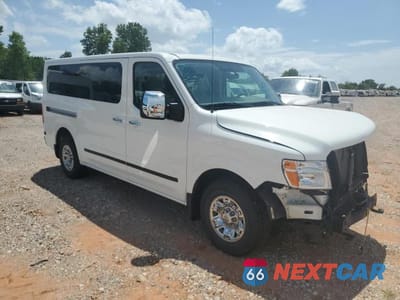 Czwarte zdjęcie samochodu z boku: 2018 NISSAN NV 3500 S VIN:5BZAF0AA1JN853490 - miniatura