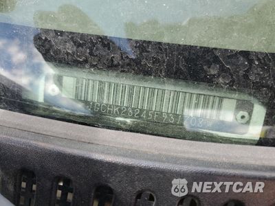 Zdjęcie 13 z 15 samochodu: 2005 CHEVROLET SILVERADO K2500 HEAVY DUTY VIN:1GCHK23245F931708 - miniatura