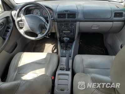 Zdjęcie 8 z 13 samochodu: 2001 SUBARU FORESTER S VIN:JF1SF65521H741564 - miniatura