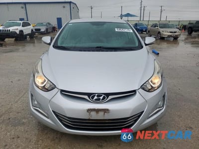 Piąte zdjęcie samochodu w środku: 2015 HYUNDAI ELANTRA LIMITED VIN:KMHDH4AE7FU285613 - miniatura