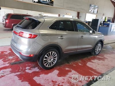 Trzecie zdjęcie samochodu z tyłu: 2017 LINCOLN MKC RESERVE VIN:5LMCJ3D90HUL03278 - miniatura