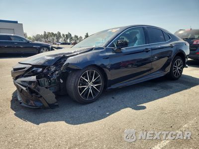 2021 TOYOTA CAMRY SE 4T1G11BK5MU026071 - główne zdjęcie licytacji z USA - miniatura