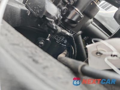 Zdjęcie 9 z 10 samochodu: 2025 KAWASAKI ZX400 S VIN:ML5ZXCS18SDA39311 - miniatura