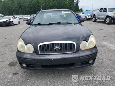 Piąte zdjęcie samochodu w środku: 2003 HYUNDAI SONATA BASE VIN:KMHWF25S03A743833 - miniatura