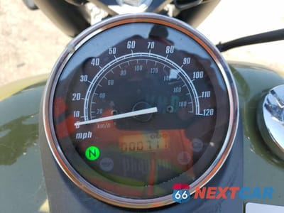 Zdjęcie 7 z 10 samochodu: 2023 HONDA VT750 C2B VIN:JH2RC5383PK300151 - miniatura