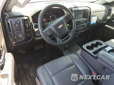 Zdjęcie 8 z 12 samochodu: 2017 CHEVROLET SILVERADO K2500 HEAVY DUTY VIN:1GC2KUEG7HZ308404 - miniatura