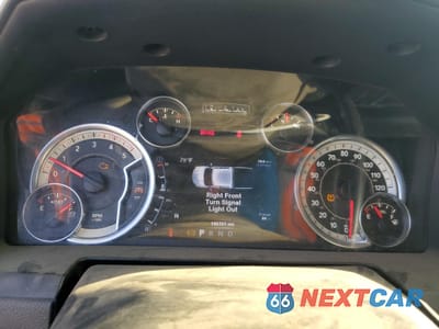 Zdjęcie 9 z 15 samochodu: 2013 RAM 2500 LARAMIE VIN:3C6UR5NL0DG513720 - miniatura